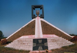 пам’ятник воїнам УПА в урочищі Гутвин